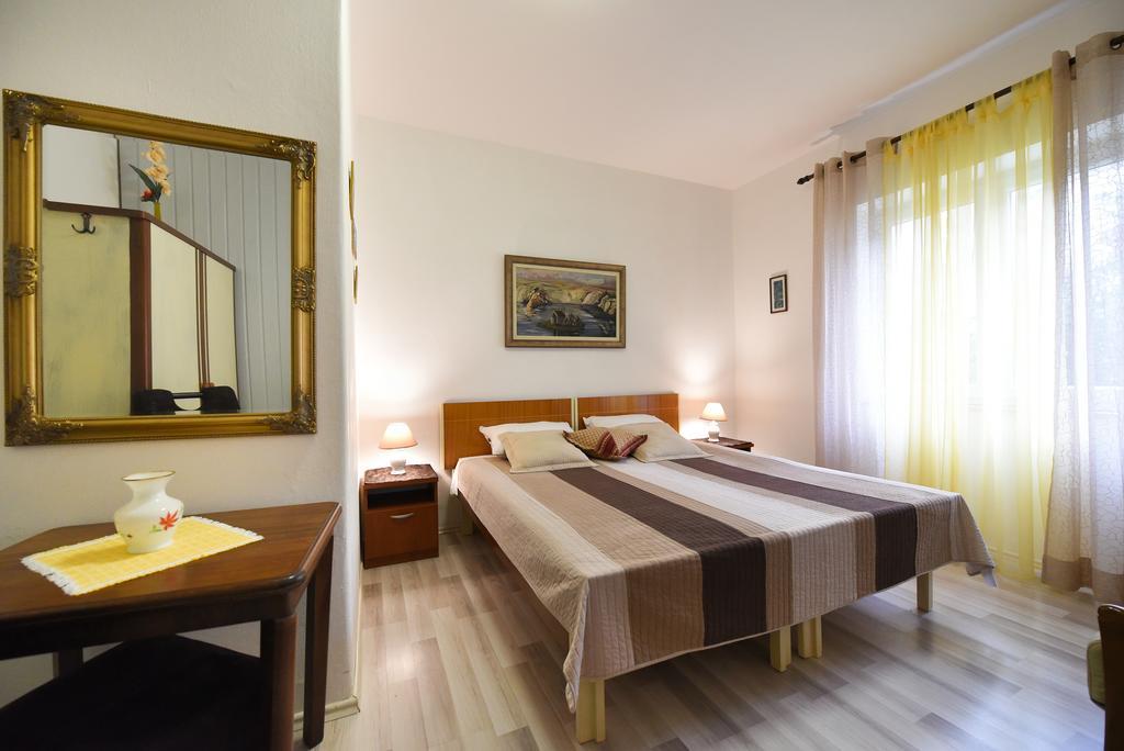 Apartments Dado Zadar Bagian luar foto